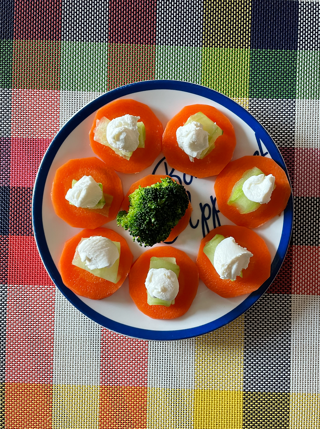 스크린샷 2022-06-14 오후 7.51.12.png