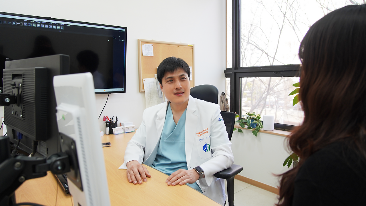 성사현원장님 진료 1.png