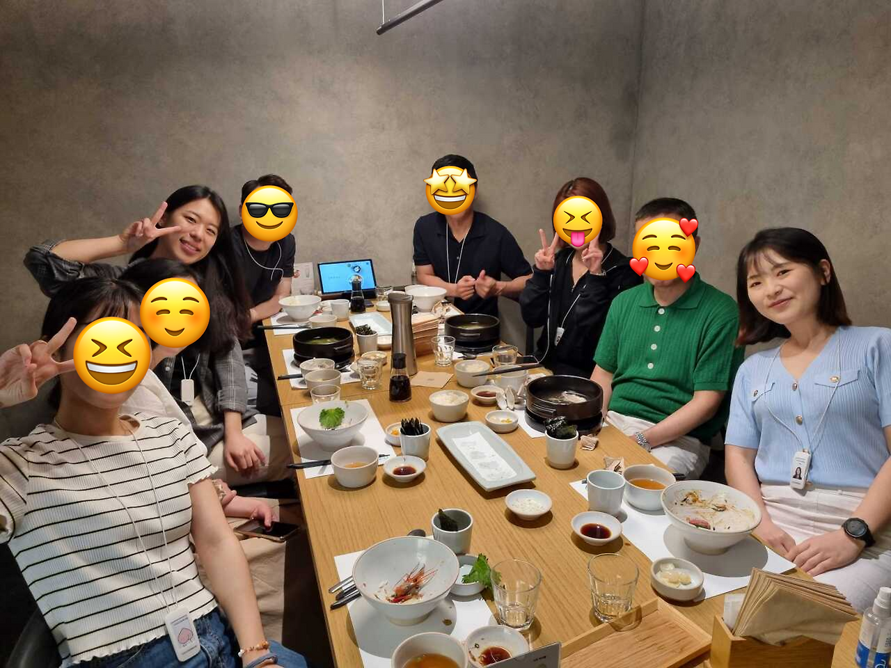 단체사진(수정).png