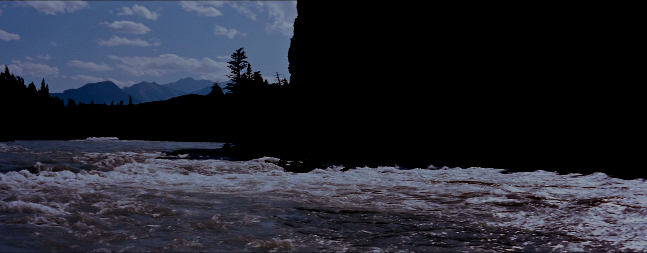 River.Of.No.Return.1954.1080p.BluRay.x264-CiNEFiLE.mkv_002235275.png