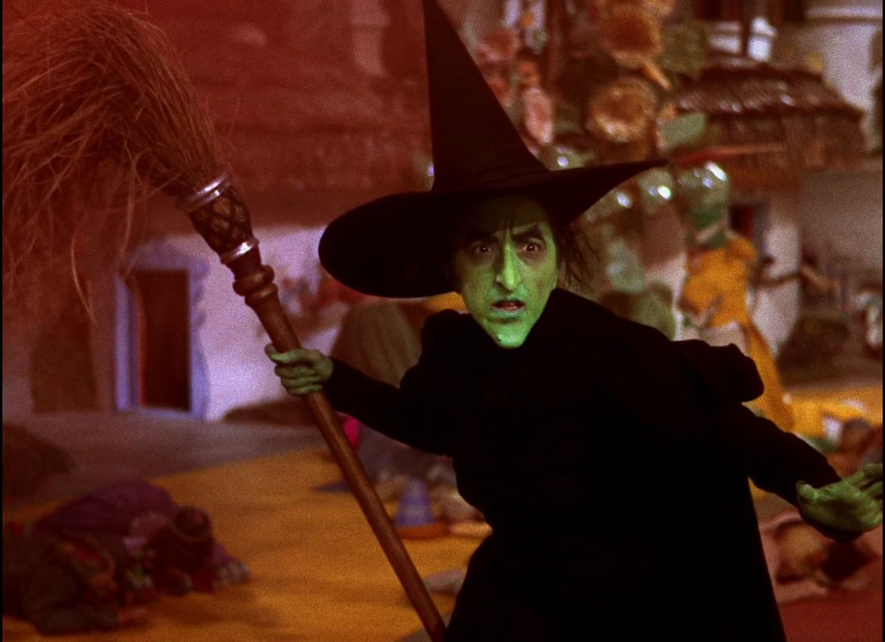 The.Wizard.Of.Oz.1939.1080p.BluRay.x264-HDMI.mkv_001754711.png