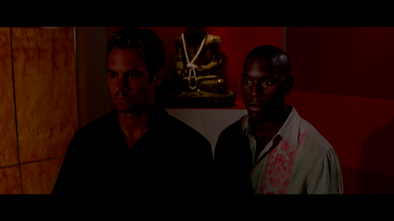 2.Fast.2.Furious.2003.2160p.4K.BluRay.x265.10bit.AAC5.1.mkv_003644809.png