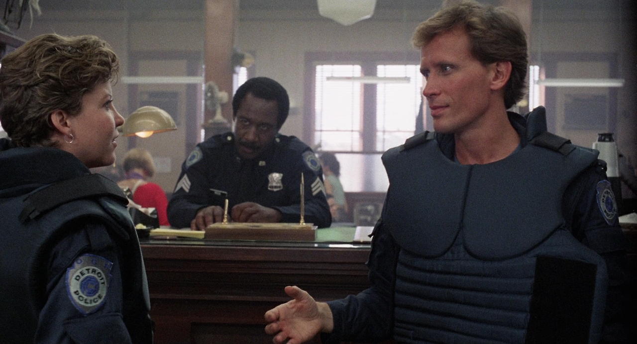 RoboCop.1987.ARROW.REMASTERED.DC.1080p.BluRay.x264.TrueHD.7.1.Atmos-FGT.mkv_000369786.png