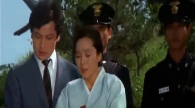 눈물의_박달재(1970년)_(김지미,남궁원,도금봉,장혁).mp4_012918218 (1).png