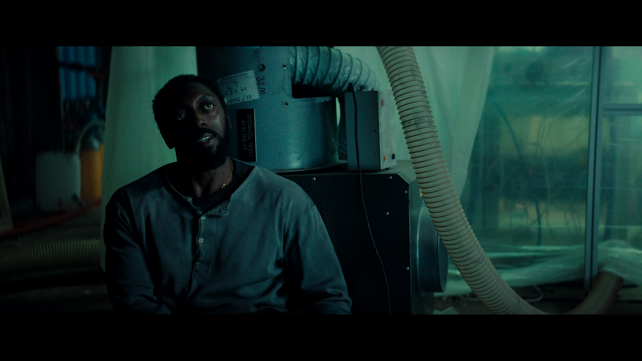 에이전트 A.K.A.2023.1080p.NF.WEB-DL.DUAL.DDP5.1.H.264-WDYM.mkv_006194880.png