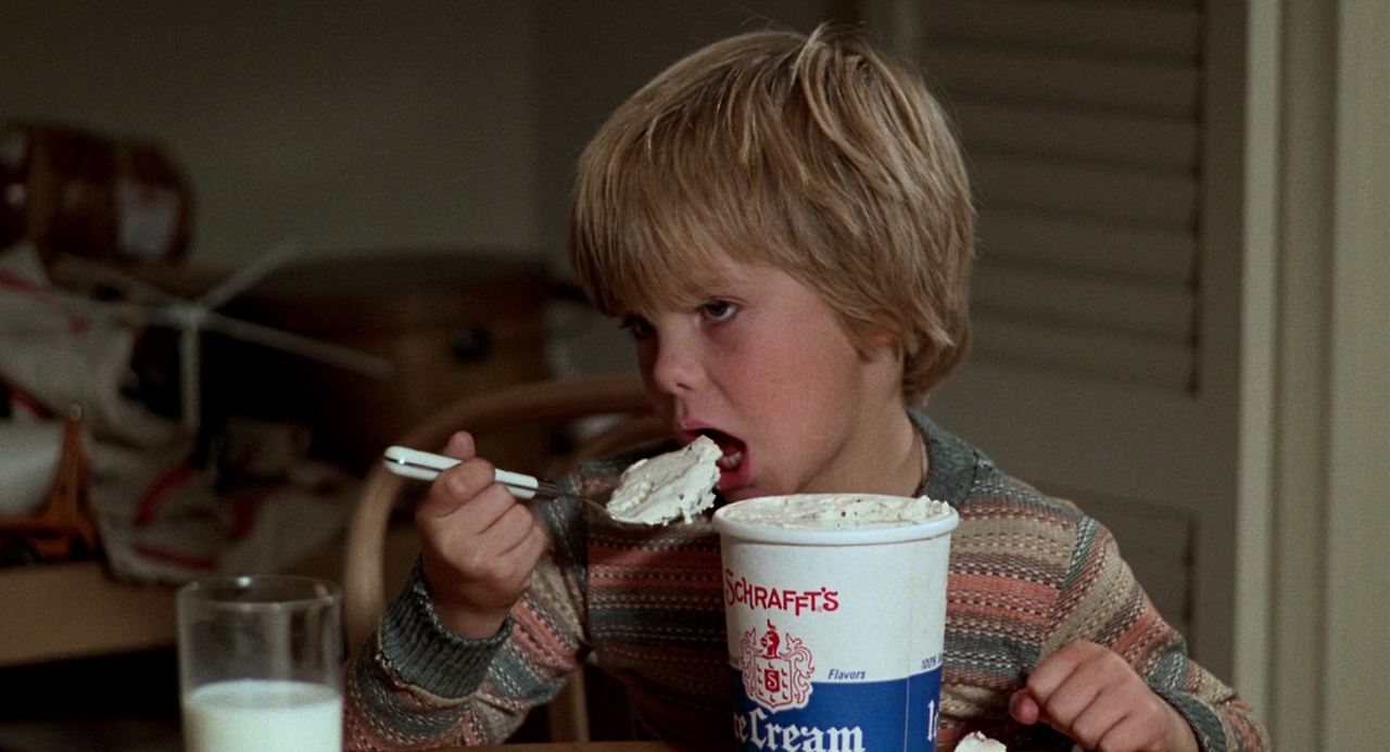 크레이머 대 크레이머 Kramer.Vs.Kramer.1979.BluRay.1080p.AC3.2Audio.x264-CHD.mkv_002264761.png