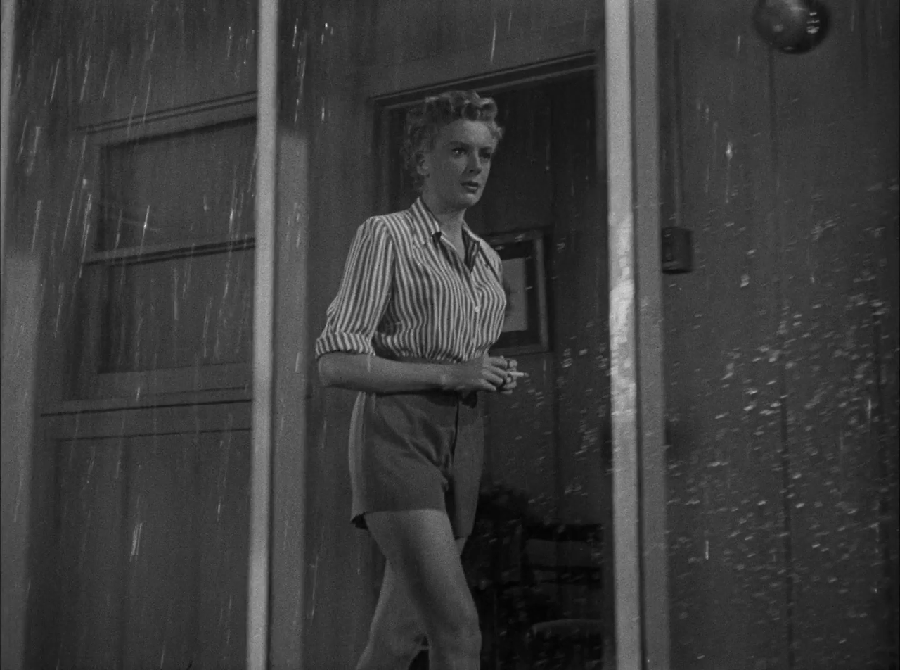 지상에서 영원으로 From Here to Eternity 1953 1080p.mkv_001224556.png