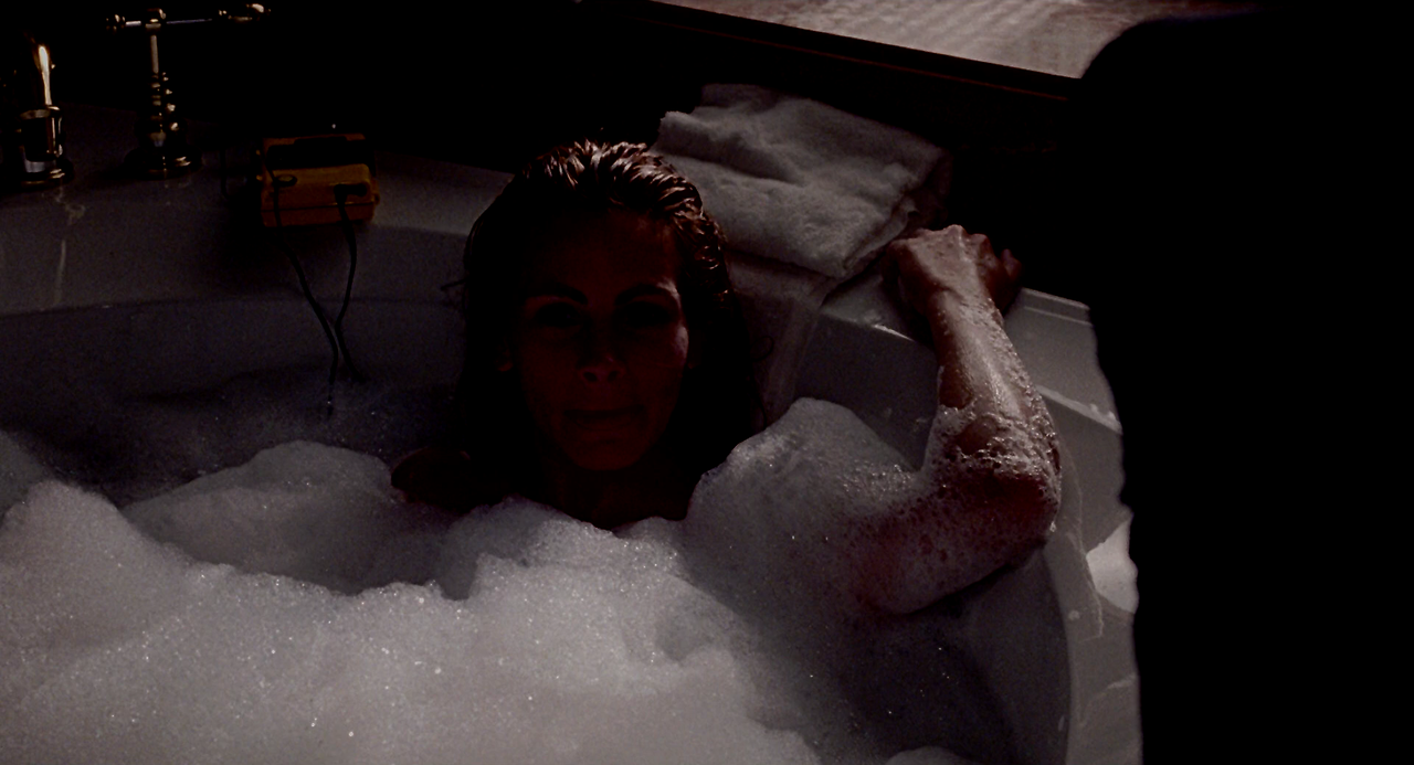 귀여운 여인.Pretty.Woman.1990.1080p.BluRay.x264.DTS-FGT.mkv_002107397.png