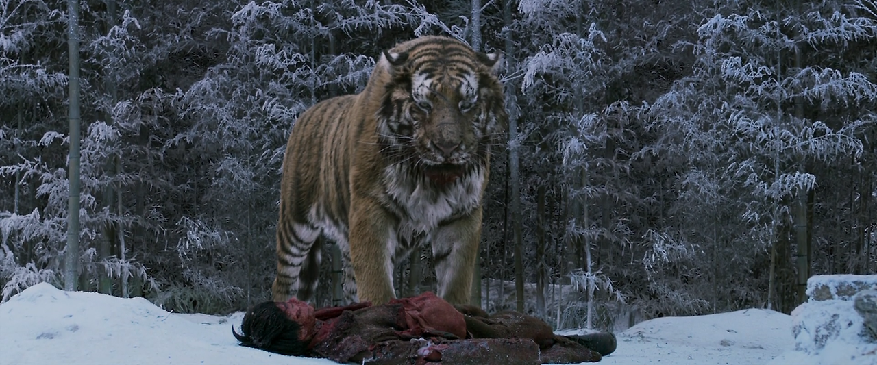 (한국영화) 대호 The.Tiger.2015.1080p.BluRay.x264.AAC5.1-[YTS.MX].mp4_005411406.png