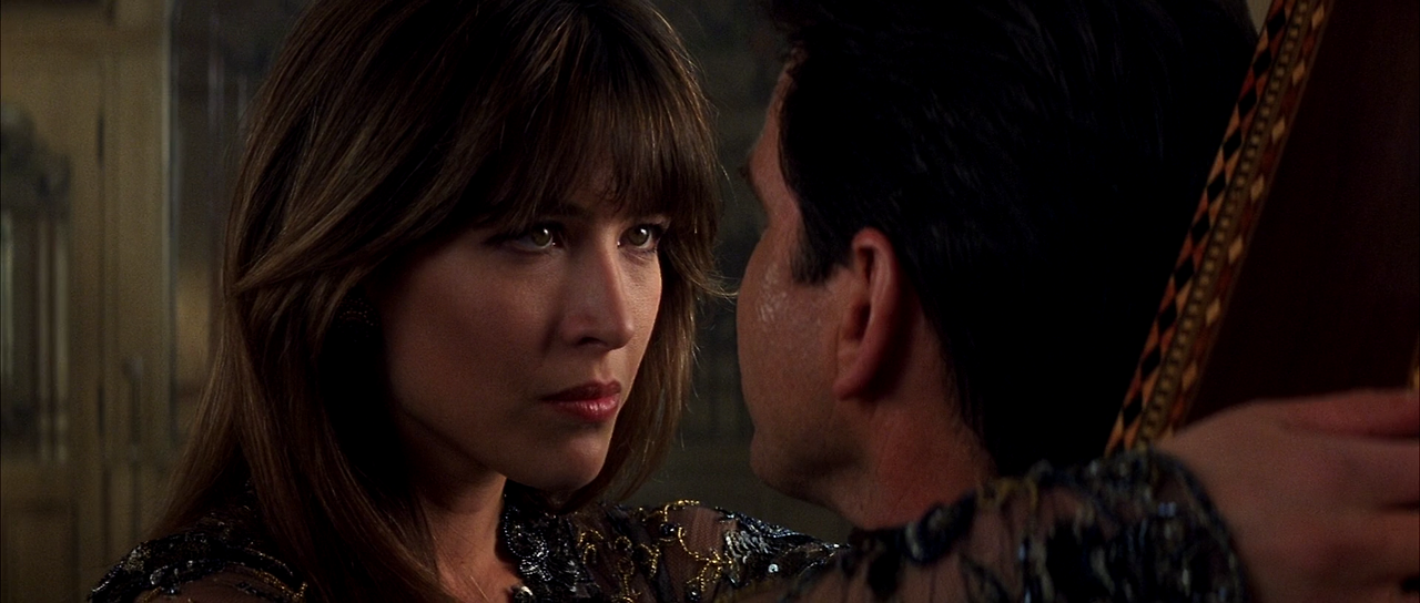 1999 - The.World.Is.Not.Enough.1080p.BluRay.DTS.HighCode.mkv_006356559.png