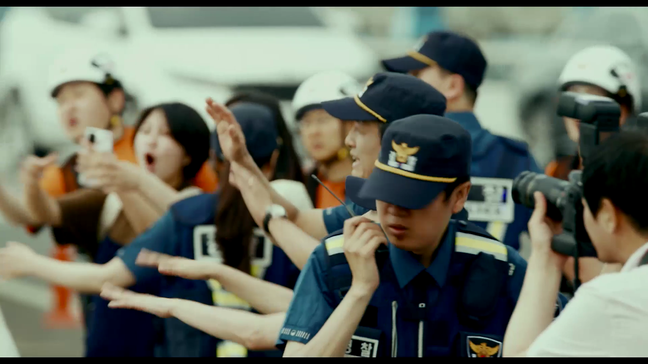 색다른 그녀.2021.1080p.FHDRip.H264.AAC-NonDRM.mp4_005535541.png