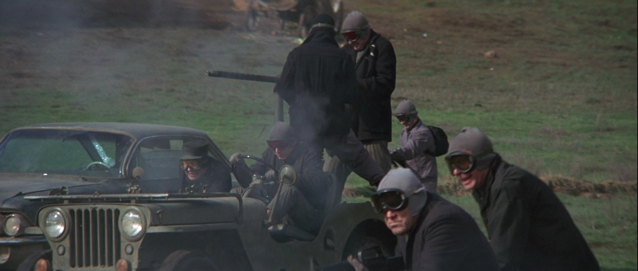 1973 Battle.For.The.Planet.Of.The.Apes.1973.1080p.BluRay.x264-SPARKS.mkv_004095515.png