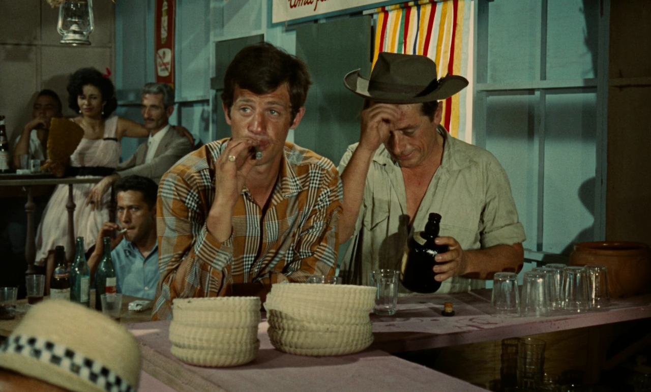 That.Man.from.Rio.1964.1080p.BluRay.x264-SADPANDA.mkv_005475512.png