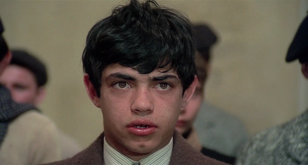 살로 소돔의 120일 Salo.Or.The.120.Days.Of.Sodom.1975.720p.BRRip.H264.AAC-ETRG.mp4_000959847.png