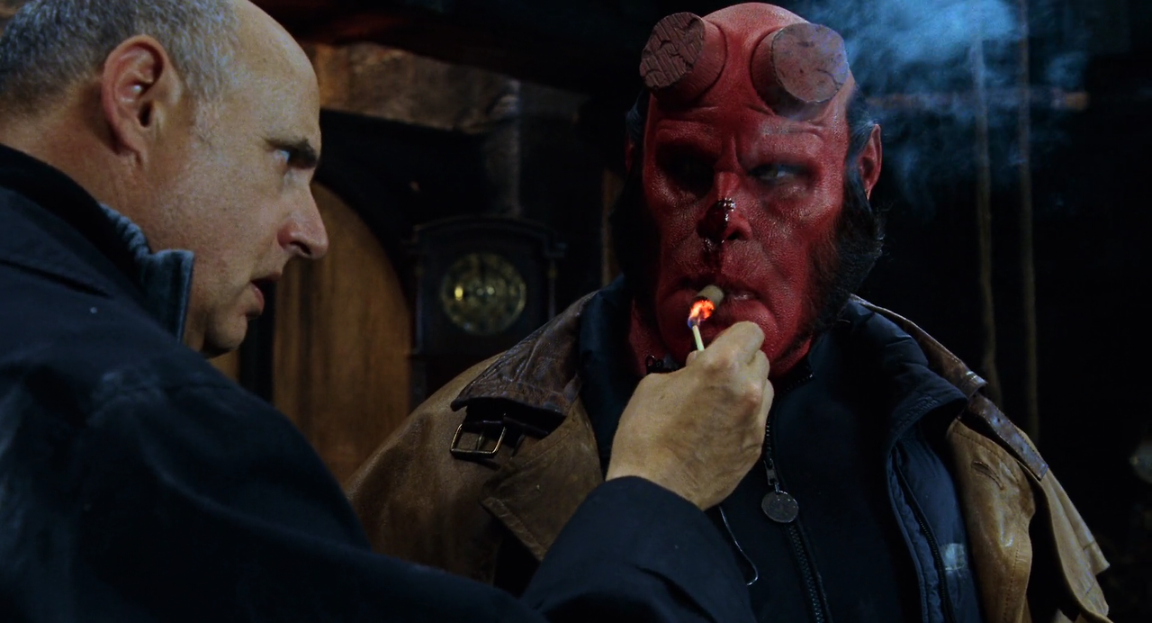 Hellboy.2004.DC.REMASTERED.1080p.BluRay.H264.AAC-RARBG.mp4_006298715.png