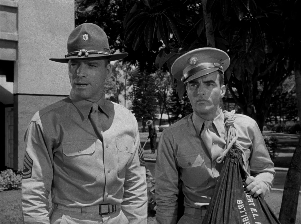 지상에서 영원으로 From Here to Eternity 1953 1080p.mkv_000467717.png