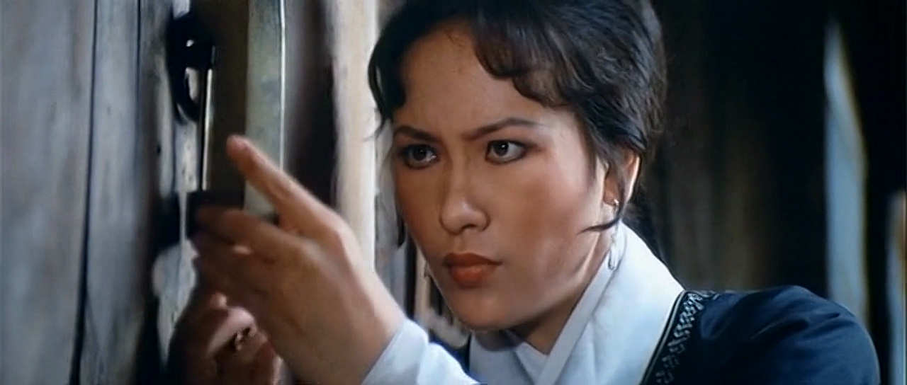 공산영우 Raining of the Mountain.1979.UpScaled.DVDRIP.x264.AC3-SILI.mkv_001803309.png