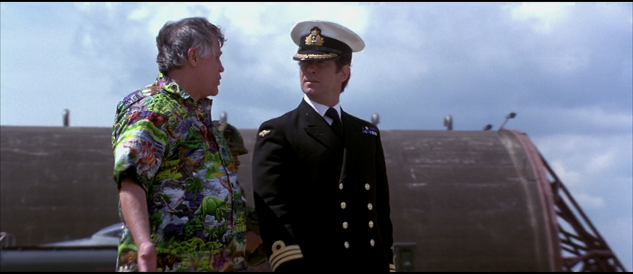 1997 - Tomorrow.Never.Dies.1080p.BluRay.DTS.HighCode.mkv_003858563.png