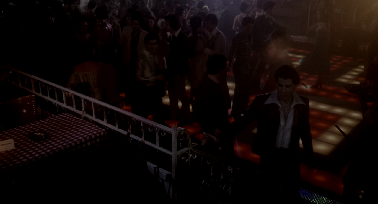 Saturday.Night.Fever.1977.THEATRICAL.2160p.UHD.BluRay.x265.10bit.HDR.DDP5.1-RARBG.mkv_003583246.png