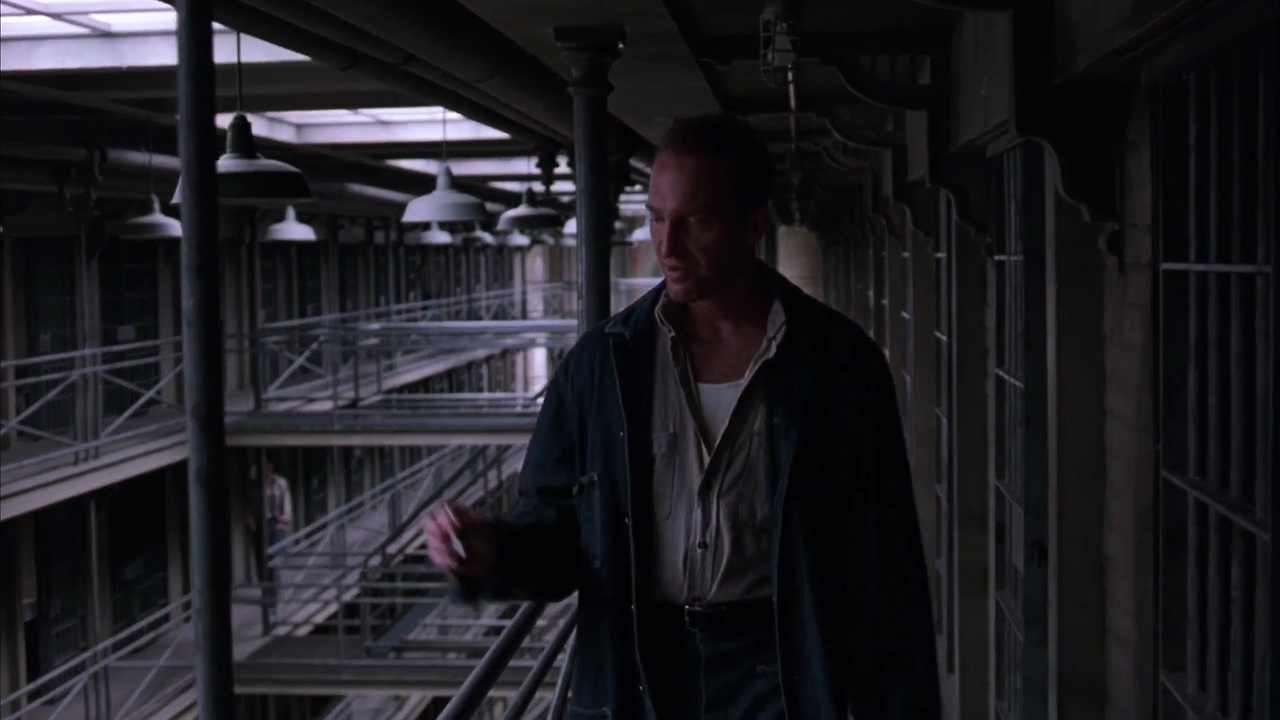 쇼생크 탈출 The.Shawshank.Redemption.1994.1080p.BluRay.H264.AAC-RARBG.mp4_004456444.png