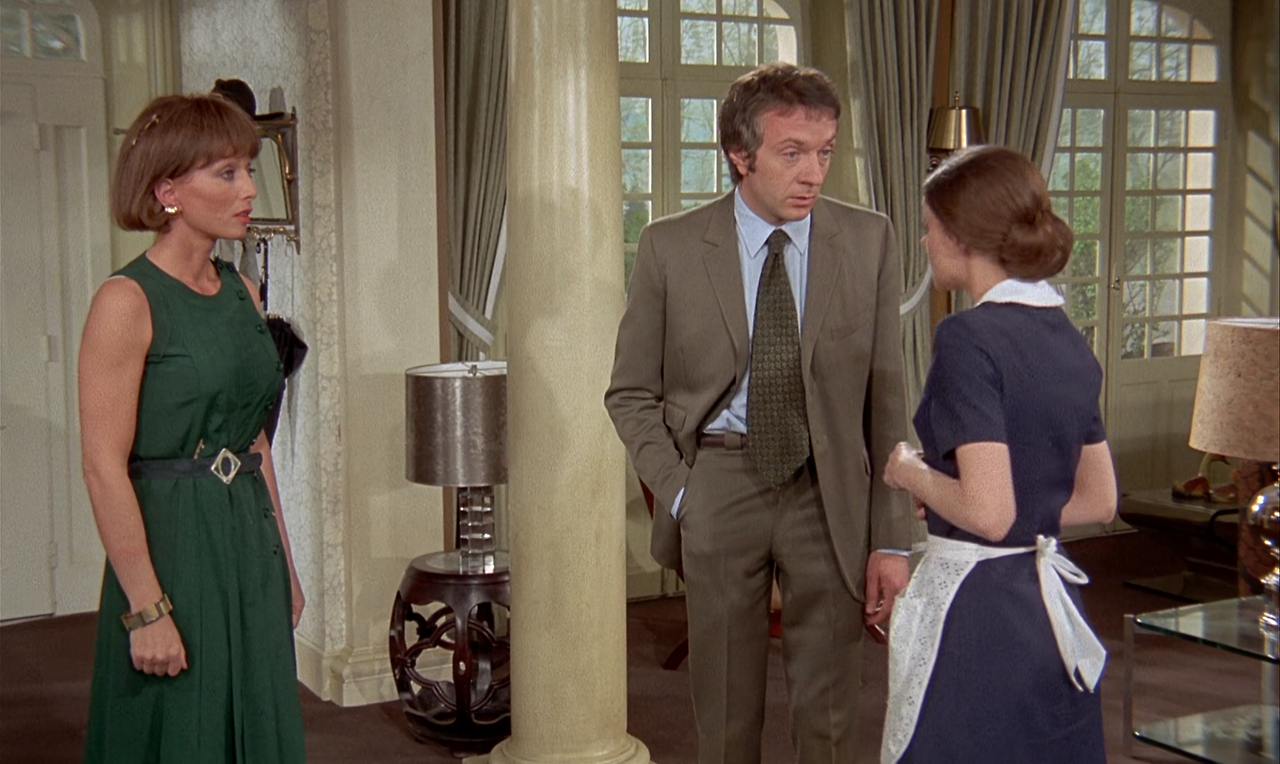 The Discreet Charm of the Bourgeoisie 1972 (1080p Bluray x265 HEVC 10bit AAC 2.0 French Tigole).mkv_001504000.png