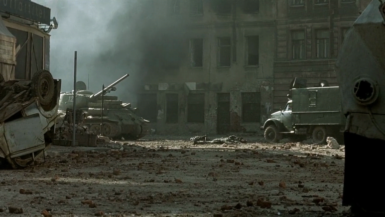 Downfall.2004.720p.BR.1.35GB.MkvCage.mkv_020827399.png