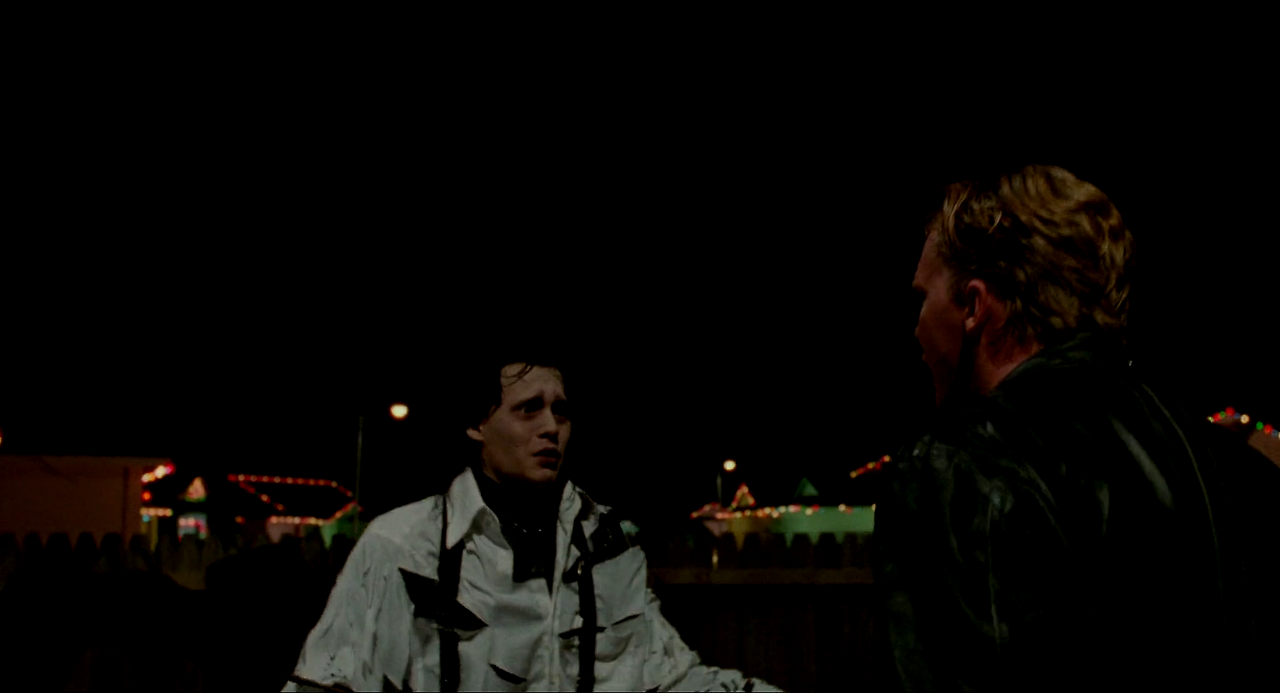 가위손 Edward.Scissorhands.1990.REMASTERED.1080p.BluRay.H264.AAC-RARBG.mp4_004672505.png