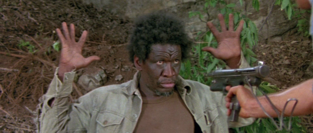 부시맨 The.Gods.Must.Be.Crazy.1984.1080p.WEBRip.x265-RARBG.mp4_013833665.png