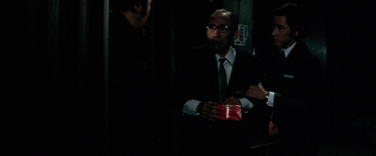 An.Ode.to.Yakuza.1970.JAPANESE.1080p.AMZN.WEBRip.DDP2.0.x264-SbR.mkv_000945945.png
