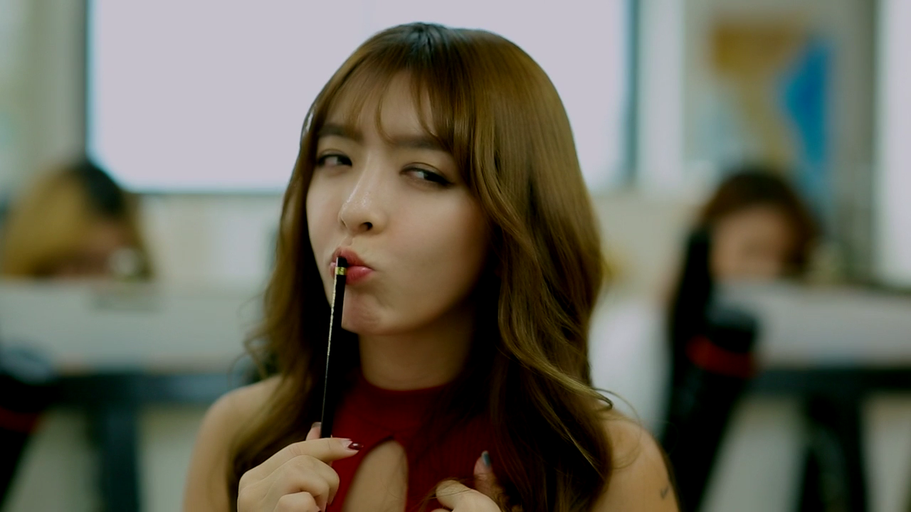 [한국영화] 공즉시색 (무삭제판) 2015.HD.720P.x264.ob.mkv_000410410.png