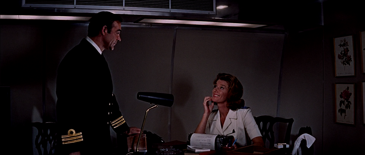 1967 - You.Only.Live.Twice.1080p.BluRay.DTS.HighCode.mkv_000835335.png