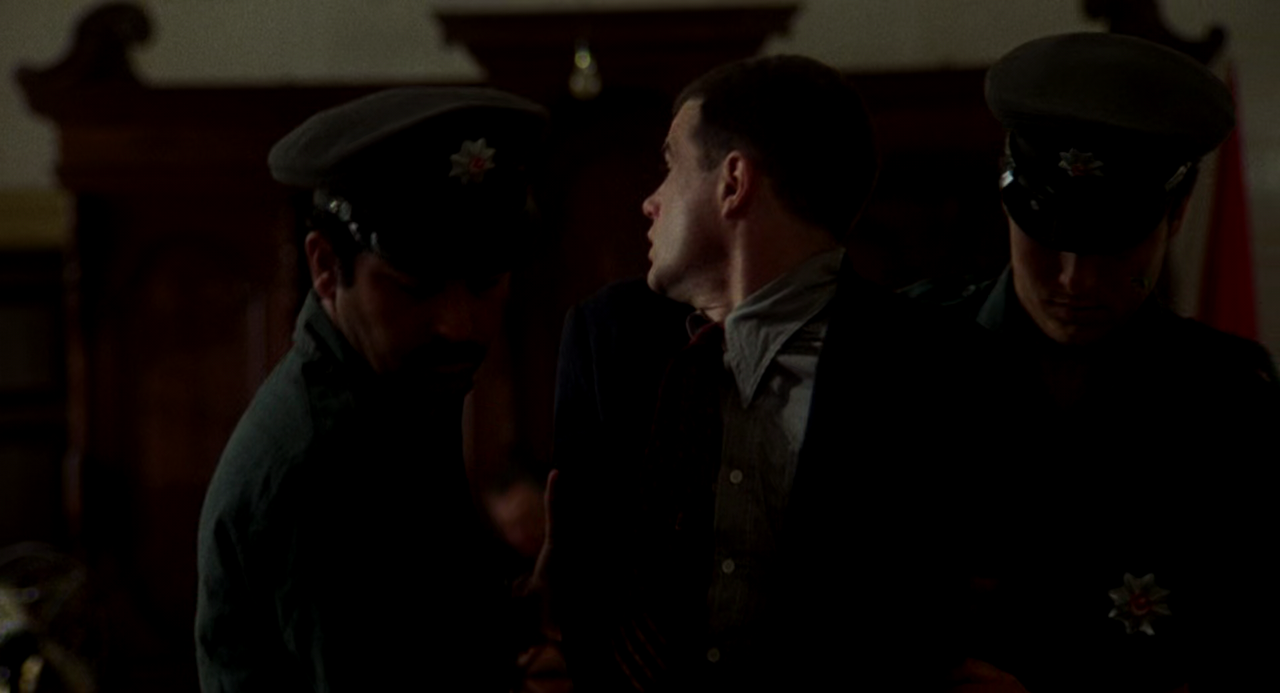 미드나잇 익스프레스 Midnight.Express.1978.1080p.BluRay.x265-RARBG.mp4_002427508.png