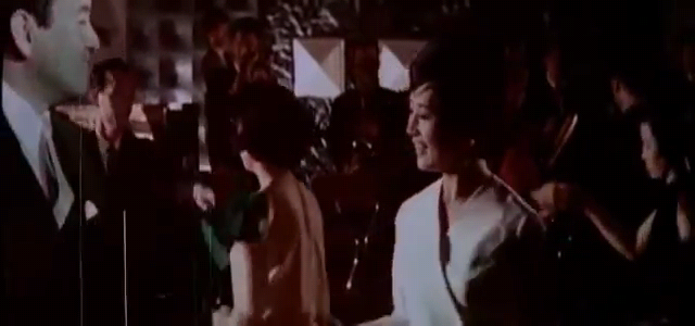 여성상위시대(1969년)(남정임,김지수,남궁원).mp4_002524695.png
