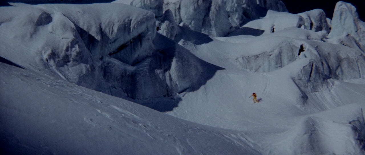 1977 - The.Spy.Who.Loved.Me.1080p.BluRay.DTS.HighCode.mkv_000415582.png