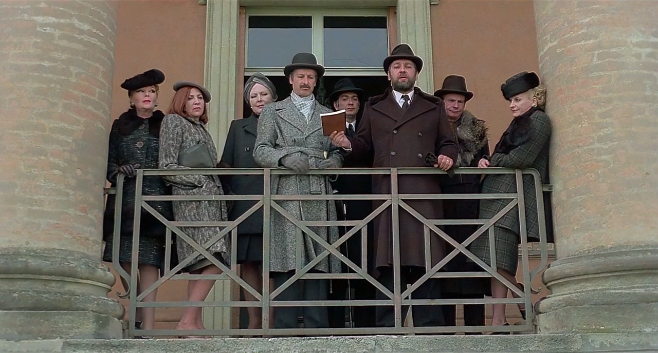 살로 소돔의 120일 Salo.Or.The.120.Days.Of.Sodom.1975.720p.BRRip.H264.AAC-ETRG.mp4_002114091.png