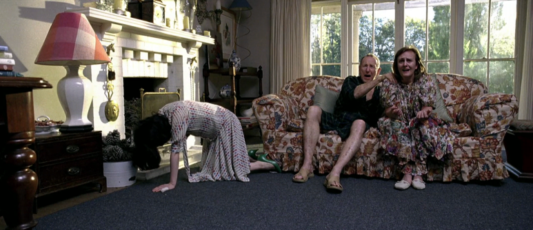 친절한_금자씨_Sympathy.for.Lady.Vengeance.2005.720p.BluRay.x264.AAC-YTS.MX.mp4_004 (1).png