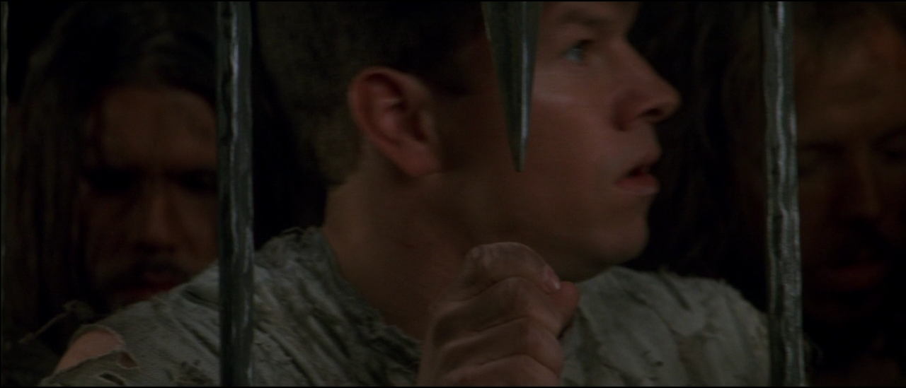 2001 Planet.Of.The.Apes.2001.1080p.BluRay.x264-SPARKS.mkv_001207625.png