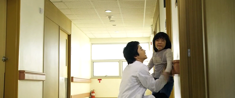 웨딩 드레스.Wedding.Dress.2010.XviD.AC3-Zoom.avi_014322806.png