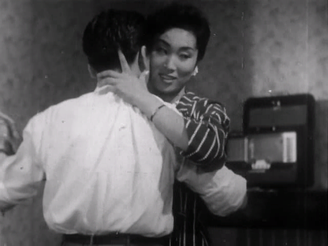 청춘쌍곡선.1956.XviD.AC3.CD1-WAF.avi_004332417.png