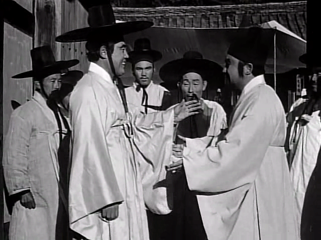 시집 가는 날.The.Wedding.Day.1956.조미령, 김승호, 최현, 김유희.XviD.AC3-WAF.avi_011435840.png