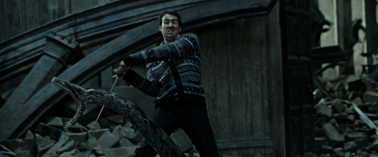 해리 포터와 죽음의 성물 - 2부.Harry.Potter.and.the.Deathly.Hallows.Part.2.2011.1080p.HQ.10bit.BluRay.5.1.x265.HEVC-MZABI.mkv_014840697.png