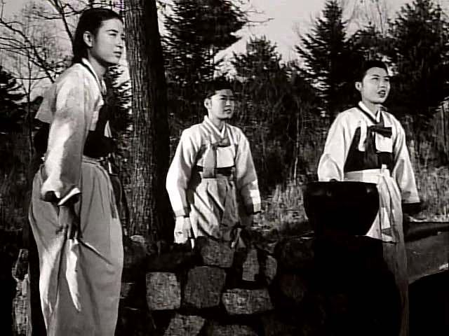 시집 가는 날.The.Wedding.Day.1956.조미령, 김승호, 최현, 김유희.XviD.AC3-WAF.avi_001534737.png