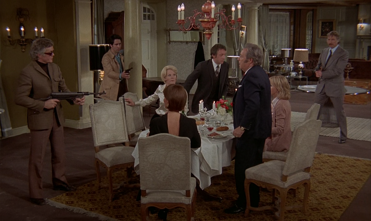 The Discreet Charm of the Bourgeoisie 1972 (1080p Bluray x265 HEVC 10bit AAC 2.0 French Tigole).mkv_005833542.png