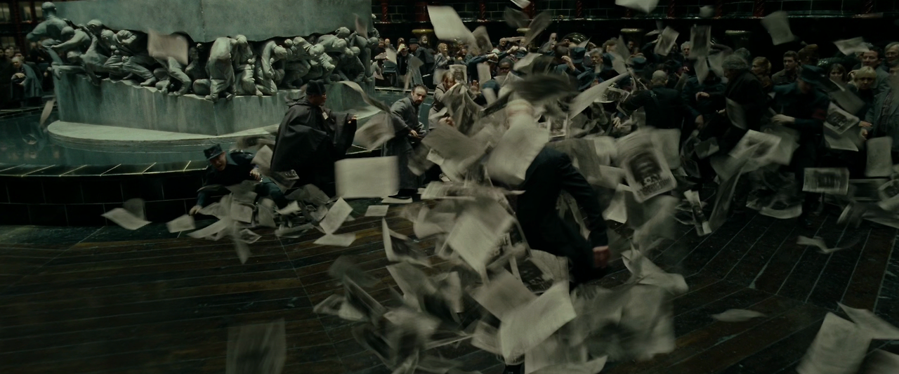 해리 포터와 죽음의 성물 - 1부.Harry.Potter.and.the.Deathly.Hallows.Part.1.2010.1080p.HQ.10bit.BluRay.5.1.x265.HEVC-MZABI.mkv_010257872.png