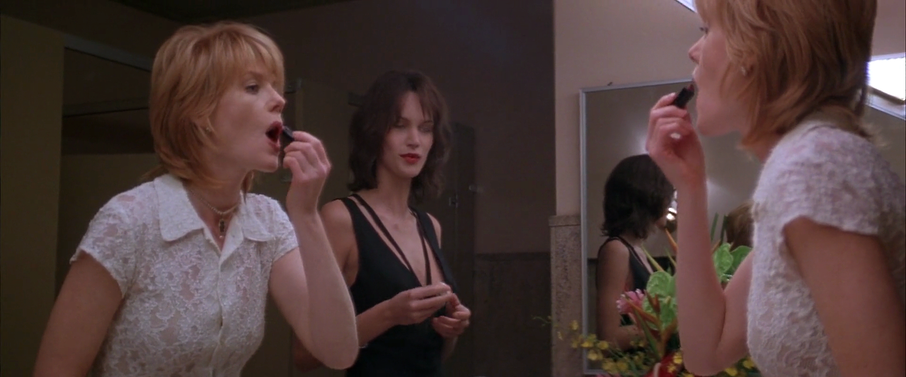 스피시즈 Species.1995.1080p.BluRay.x264-YIFY.mp4_011634737.png