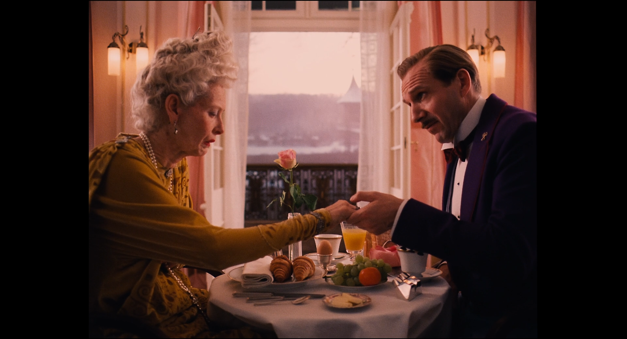 The.Grand.Budapest.Hotel.2014.1080p.BluRay.x264.DTS-HD.MA.5.1-RARBG.mkv_000637053.png