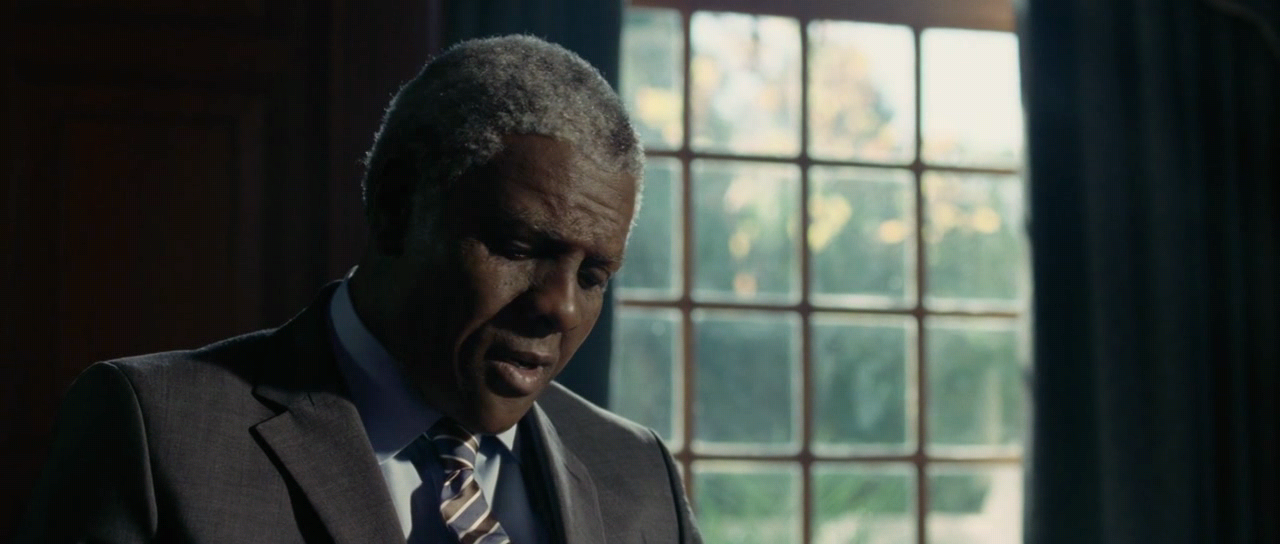 만델라 - 자유를 향한 머나먼 여정 Mandela.Long.Walk.To.Freedom.2013.720P.BRRiP.XVID.AC3-MAJESTIC.avi_015026915.png