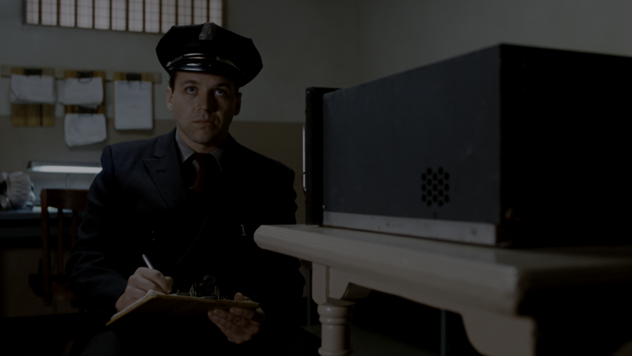 Escape.from.Alcatraz.1979.2160p.UHD.BluRay.x265.10bit.HDR.DDP5.1-RARBG.mkv_000317025.png
