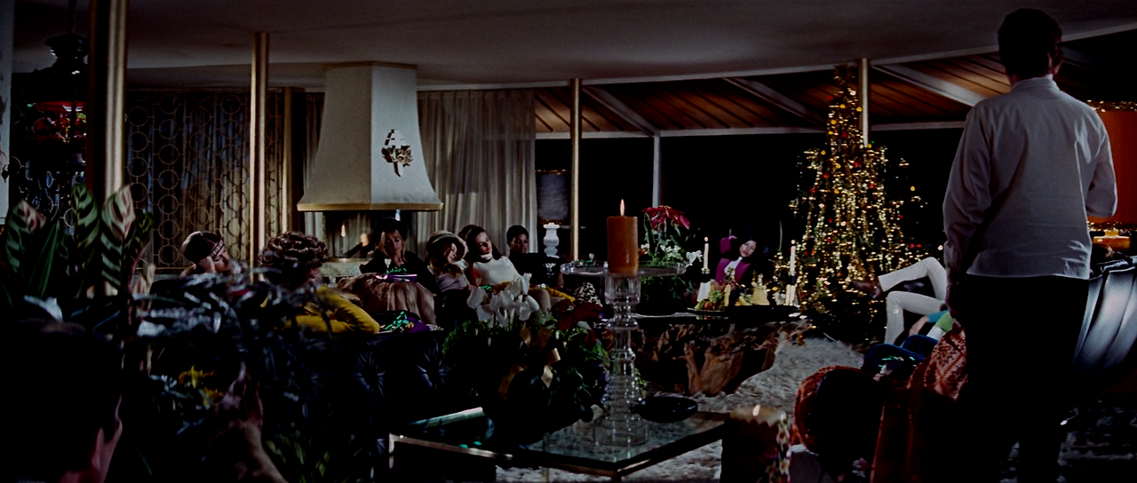 1969 - On.Her.Majesty's.Secret.Service.1080p.BluRay.DTS..HighCode.mkv_005383211.png
