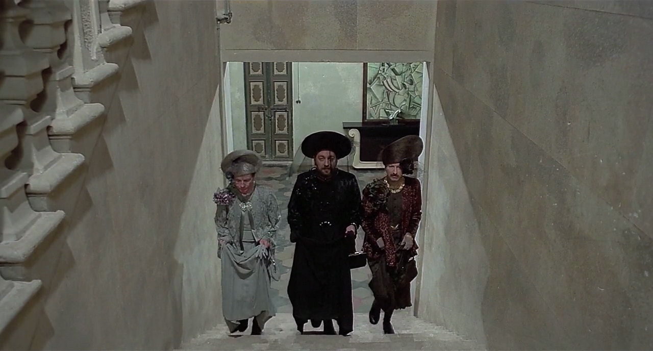 살로 소돔의 120일 Salo.Or.The.120.Days.Of.Sodom.1975.720p.BRRip.H264.AAC-ETRG.mp4_012829494.png